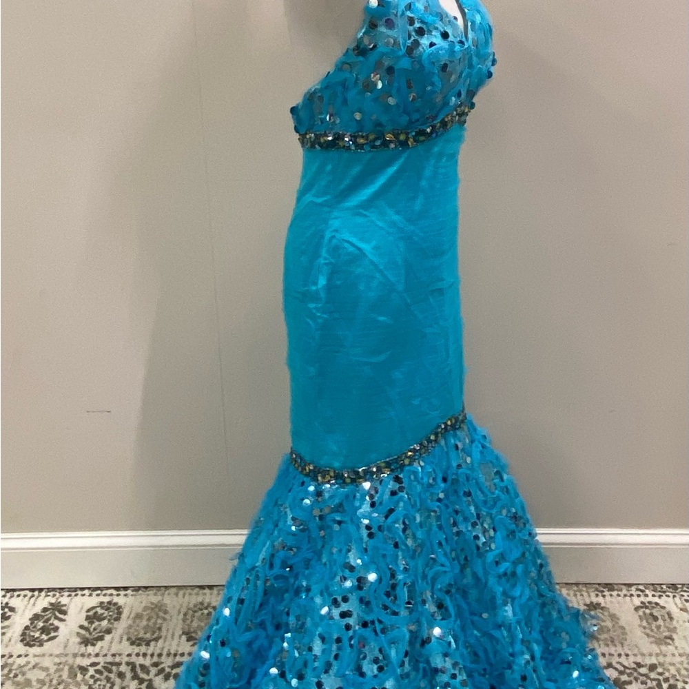 NWT Riva Design Dress. Size 10 - Picture 3 of 6